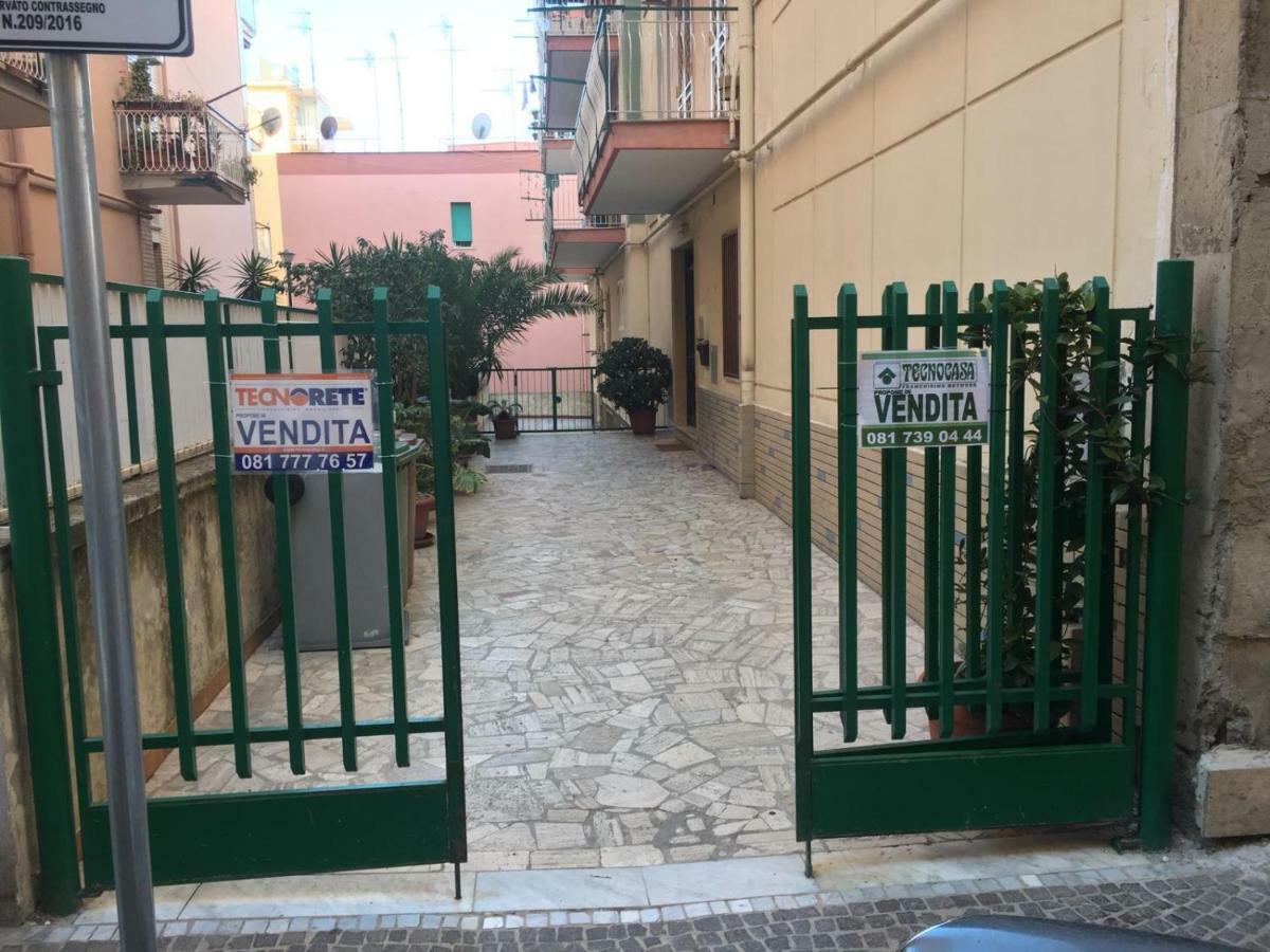 Domus Nostrae Apartment Ercolano Bagian luar foto